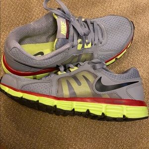 Nike, Dual Fusion ST2